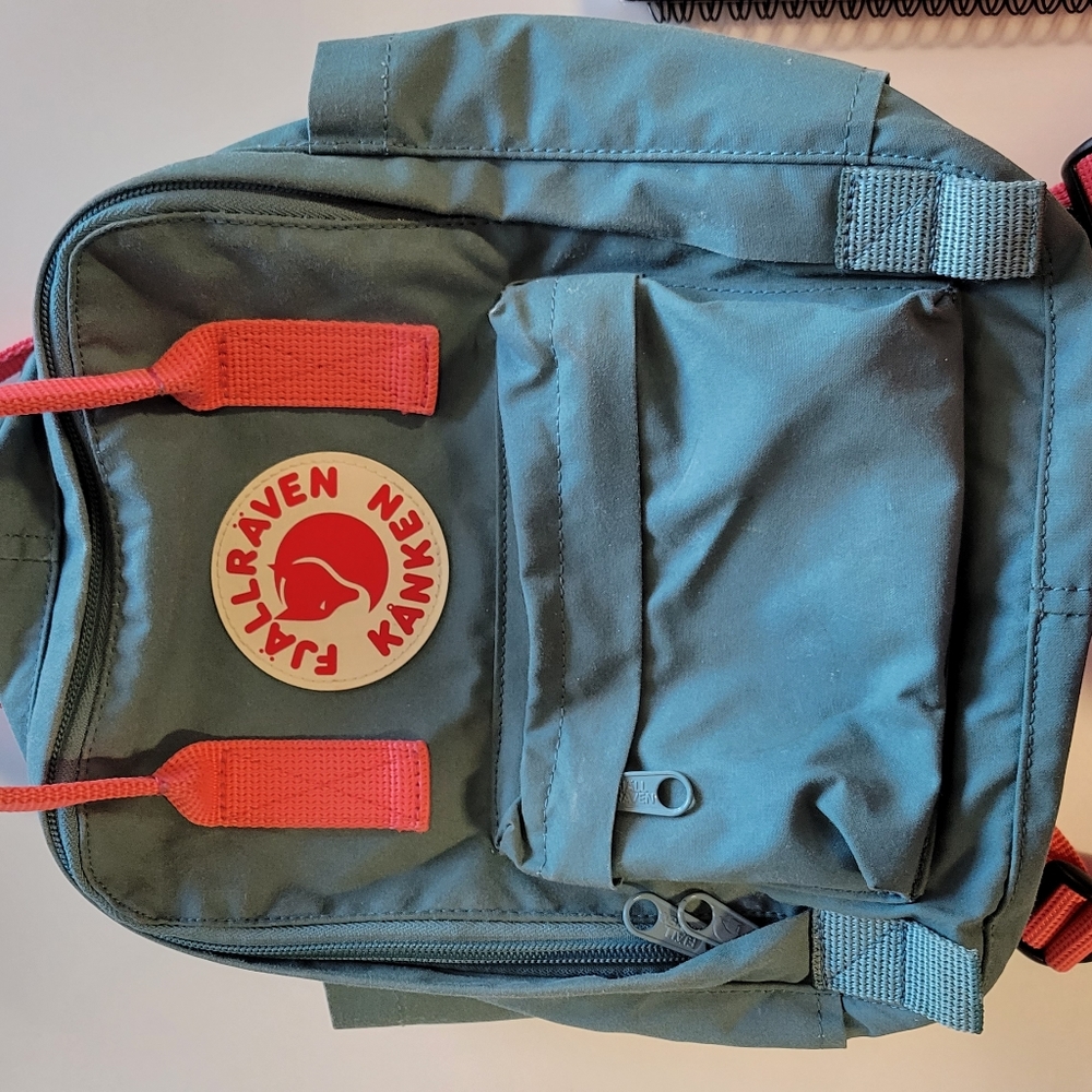 fjallraven kanken mini backpack